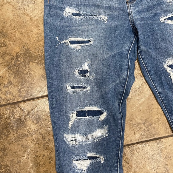 Women’s American eagle patched jeans size 14 long - Picture 10 of 12